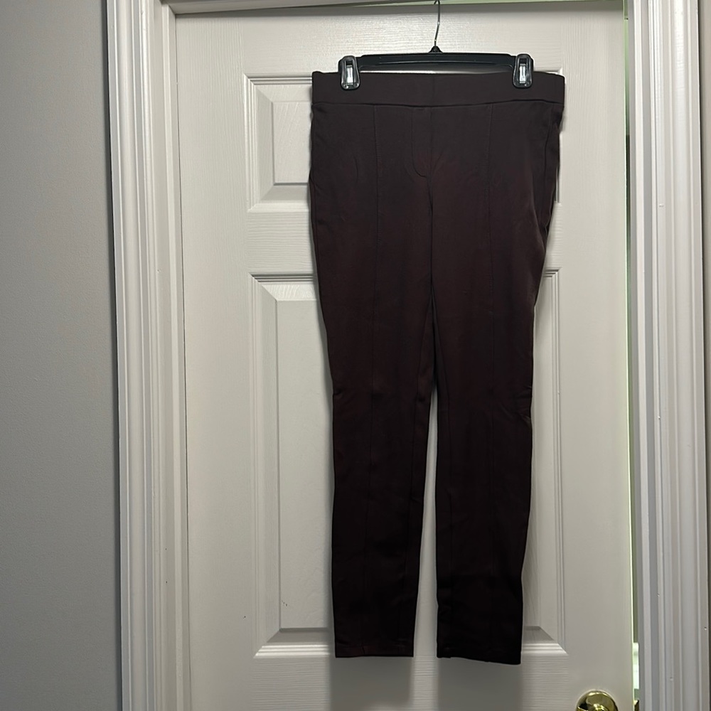 Brown leggings with back pockets